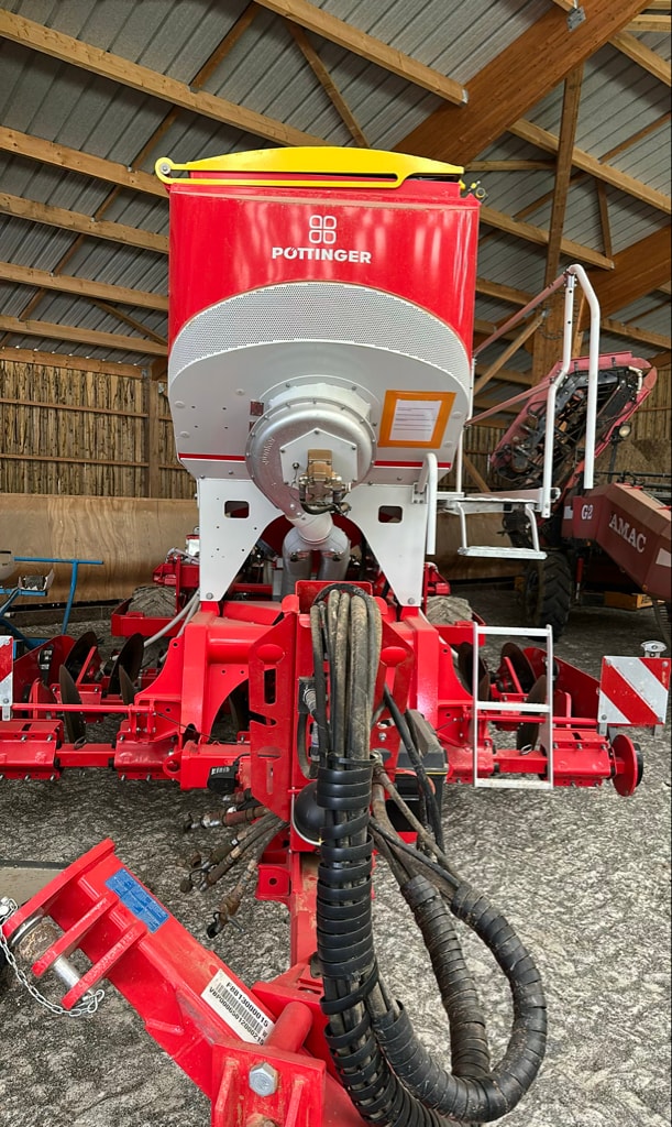 Semoir simplifié PÖTTINGER Terrasem 3000DZ - photo slide 13
