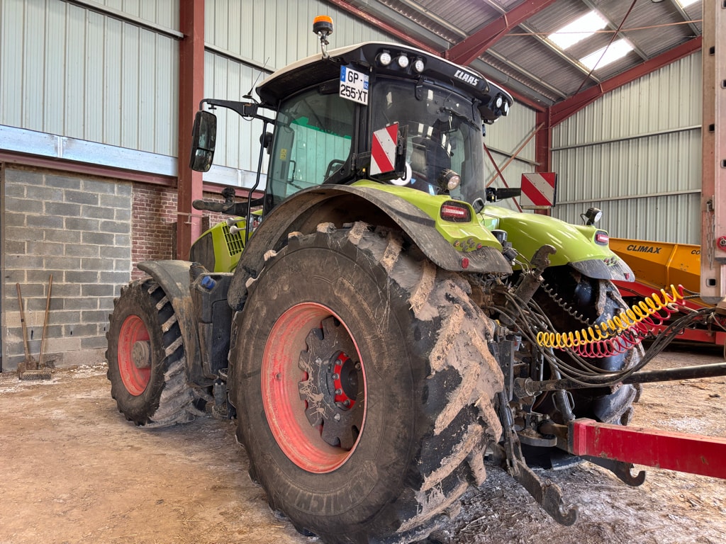 Tracteur CLAAS AXION 870 CMATIC - photo slide 4