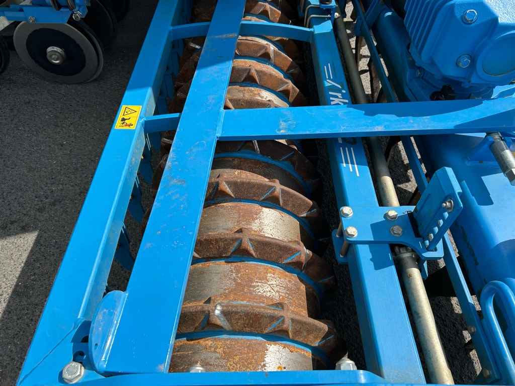 Combine de Semis LEMKEN Solitair 9 zirkon 12 450K - photo slide 9