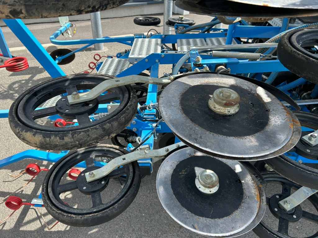 Combine de Semis LEMKEN Solitair 9 zirkon 12 450K - photo slide 10