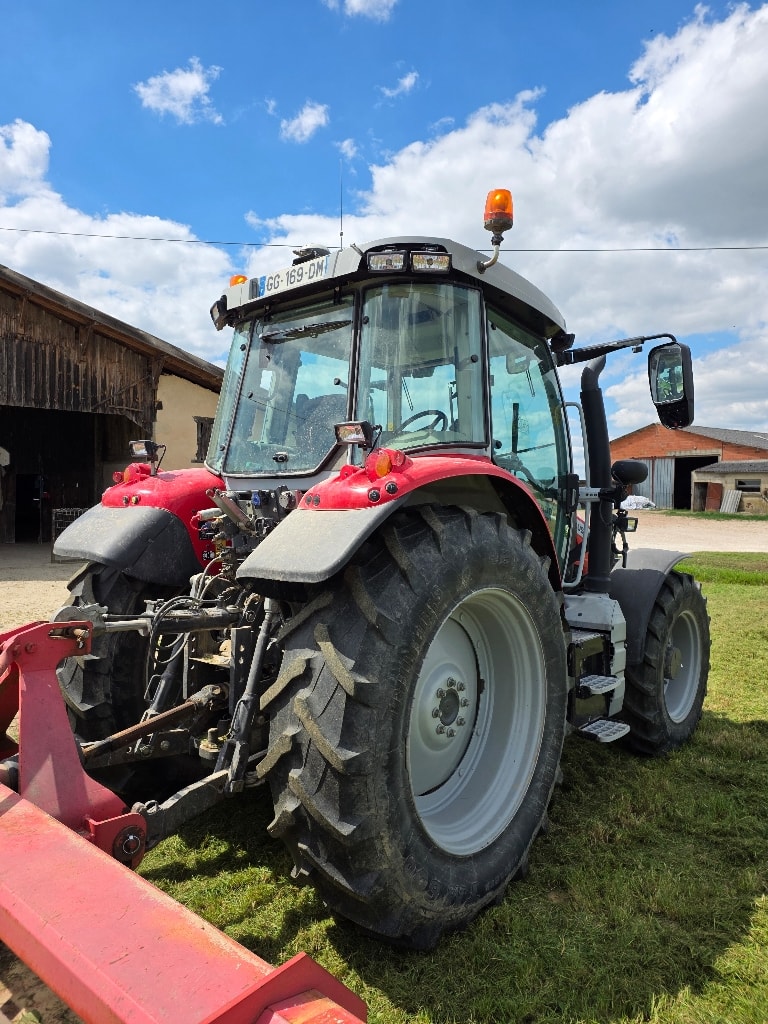 Tracteur chargeur MASSEY FERGUSON 5S125 DYNA 4 EFFICIENT - photo slide 4