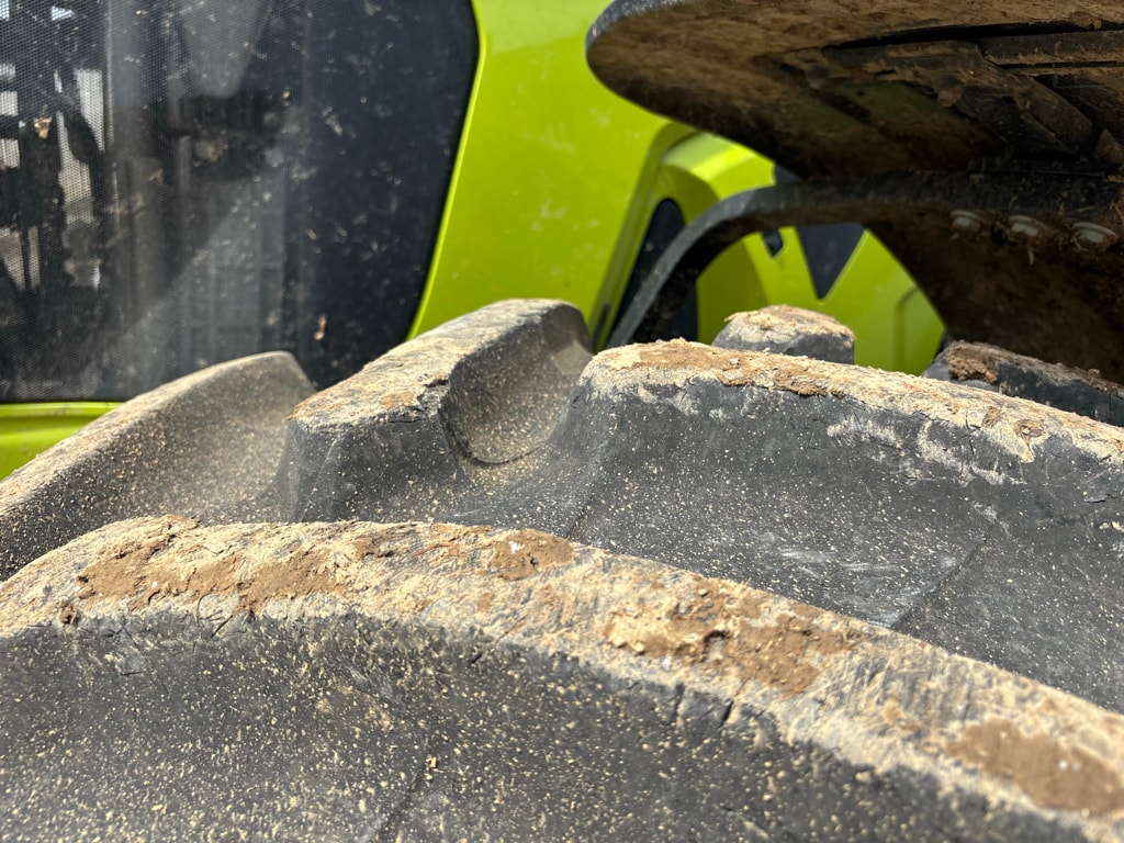 Tracteur CLAAS AXION 830 CMATIC - photo slide 6
