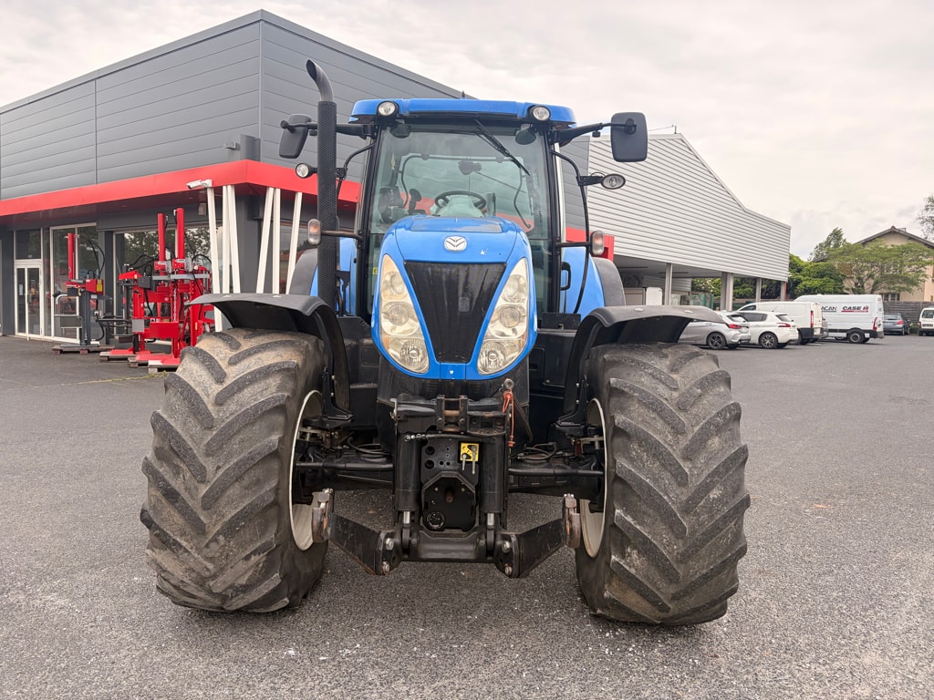 Tracteur NEW HOLLAND T7.220 - photo slide 8