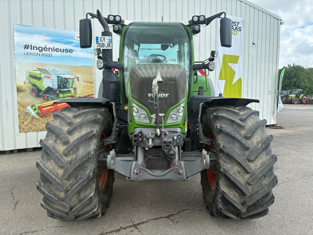 Tracteur FENDT 724 VARIO PROFI + - photo slide 6
