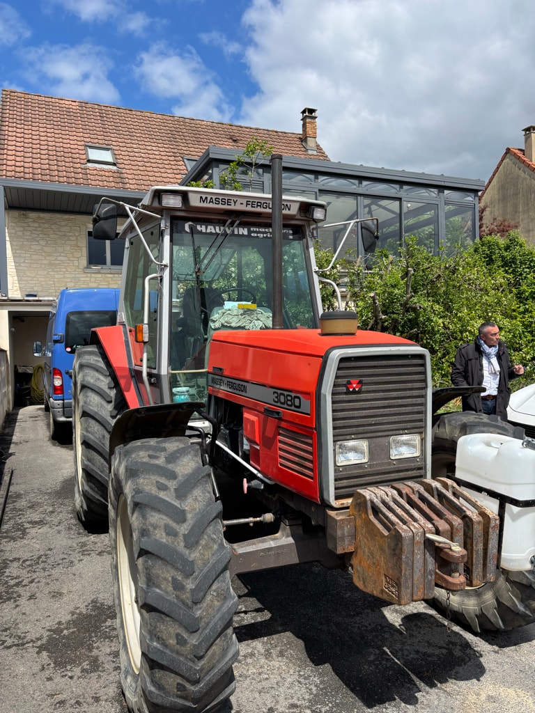 Tracteur MASSEY FERGUSON 3080 - photo slide 2
