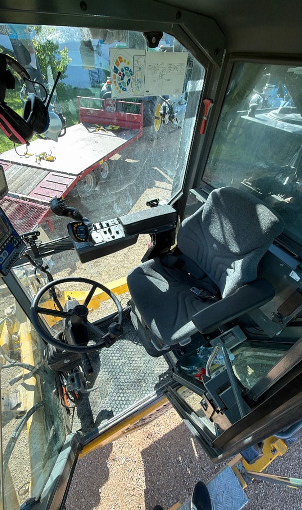 Tracteur enjambeur CMC X4-120 - photo slide 12