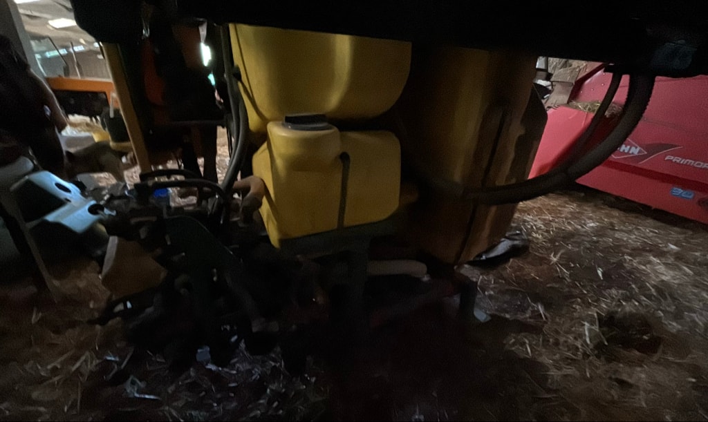 Pulverisateur JOHN DEERE 512 - photo slide 5
