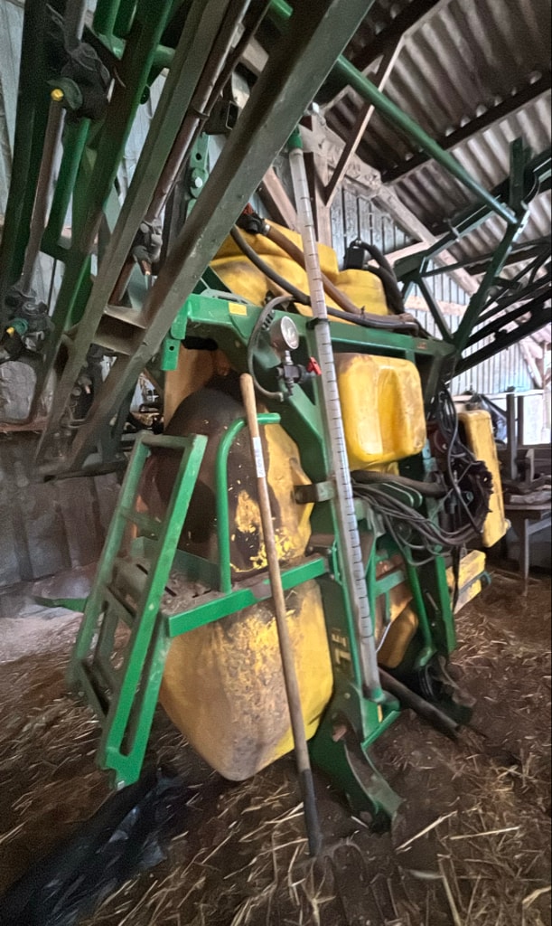 Pulverisateur JOHN DEERE 512 - photo slide 12