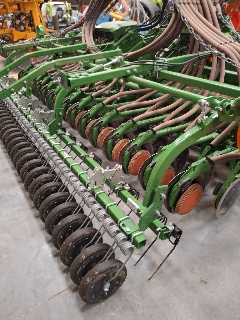 Combine de Semis AMAZONE KG 4002 - photo slide 11