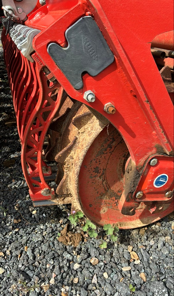 Combine de Semis KUHN Hr4030 - photo slide 11