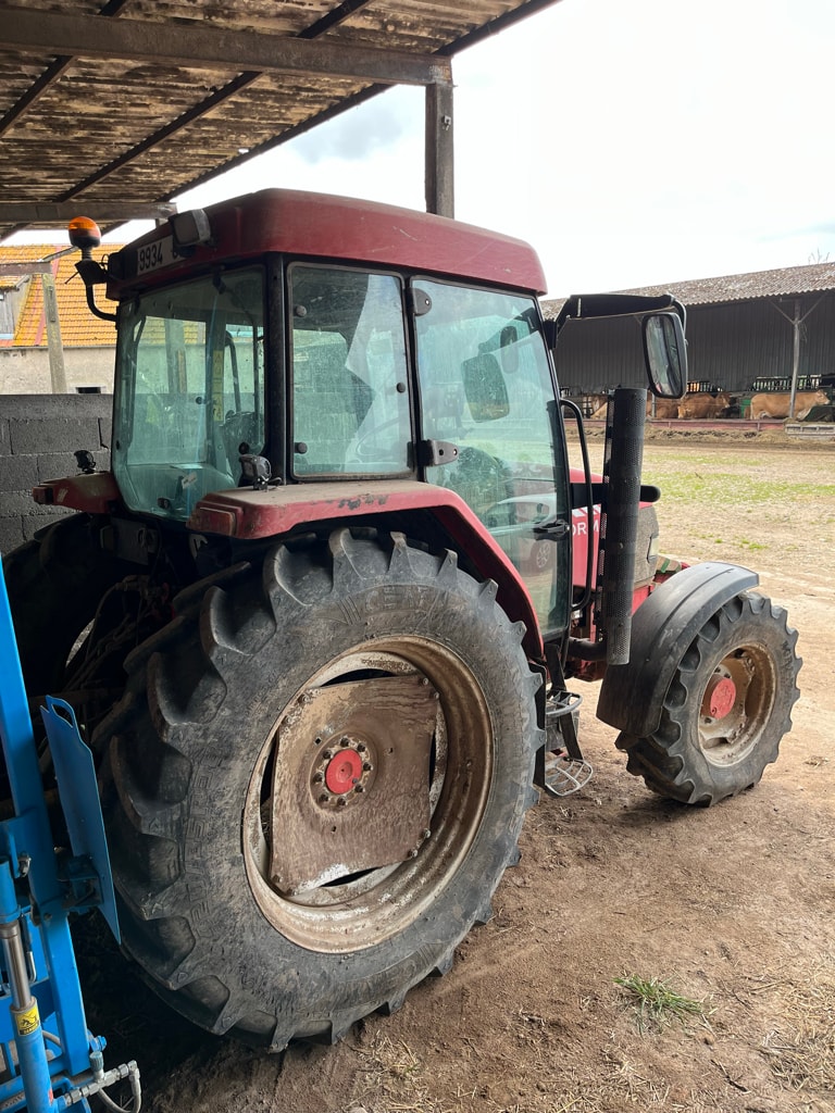 Tracteur MC CORMICK CX 85 - photo slide 3
