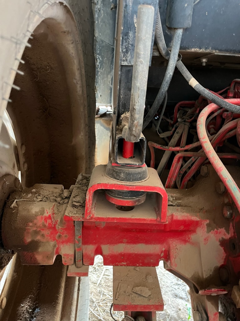 Tracteur MC CORMICK CX 85 - photo slide 8