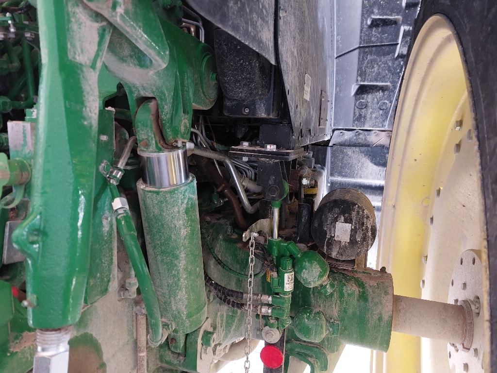 Tracteur JOHN DEERE 6155R - photo slide 6