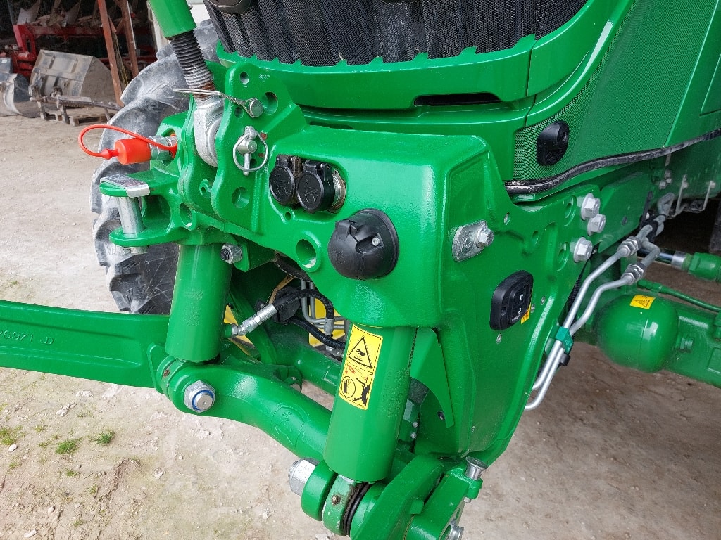 Tracteur JOHN DEERE 6155R - photo slide 3