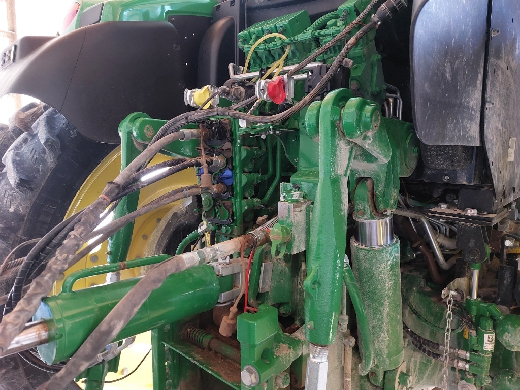 Tracteur JOHN DEERE 6155R - photo slide 5
