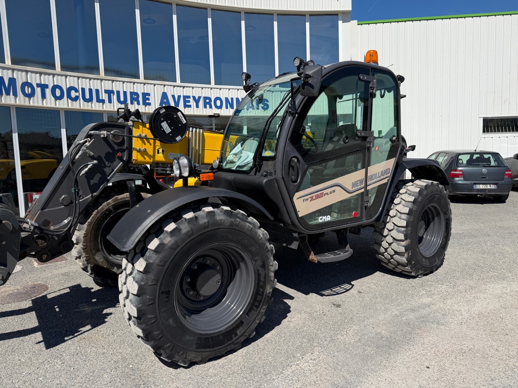 Chariot télescopique NEW HOLLAND TH 7.32 - photo slide 2
