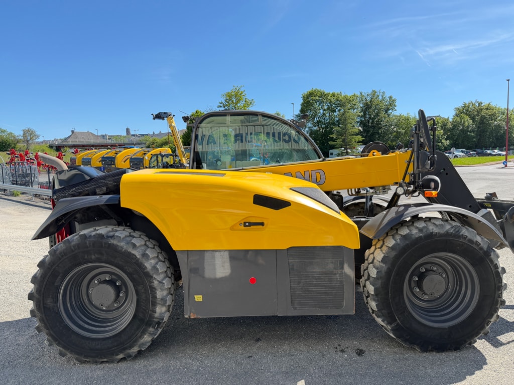 Chariot télescopique NEW HOLLAND TH 7.32 - photo slide 6