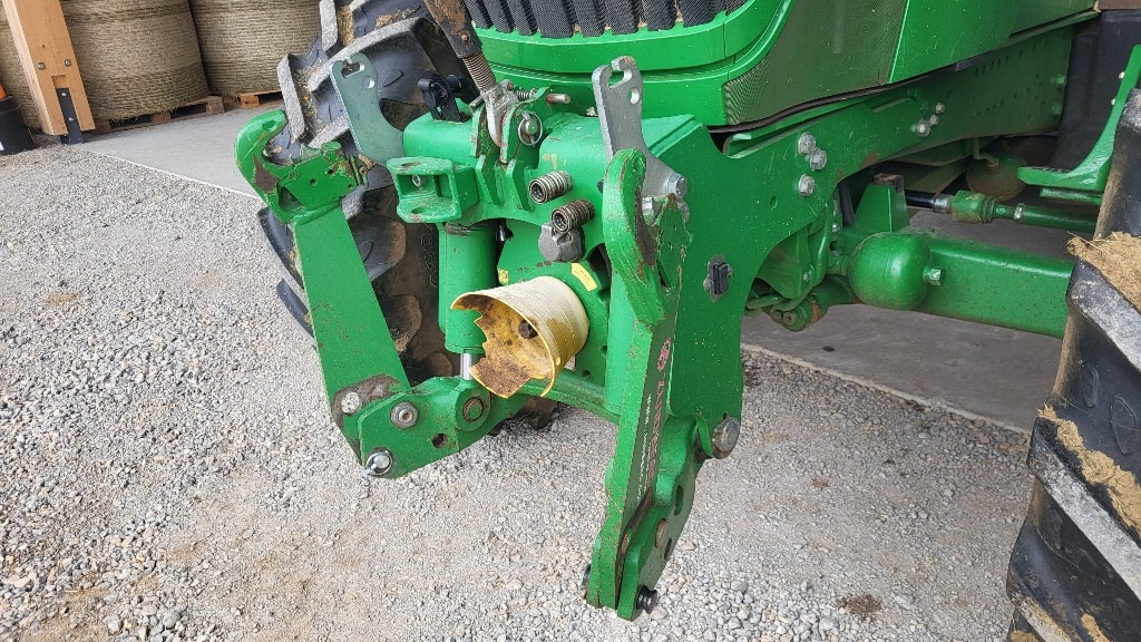 Tracteur JOHN DEERE 6150R - photo slide 8