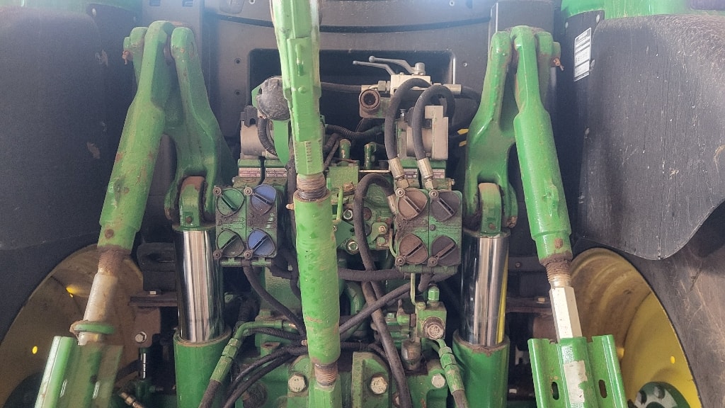 Tracteur JOHN DEERE 6150R - photo slide 13