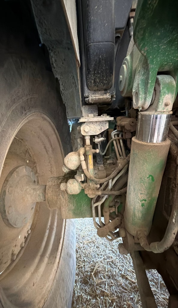 Tracteur JOHN DEERE 6190R - photo slide 9