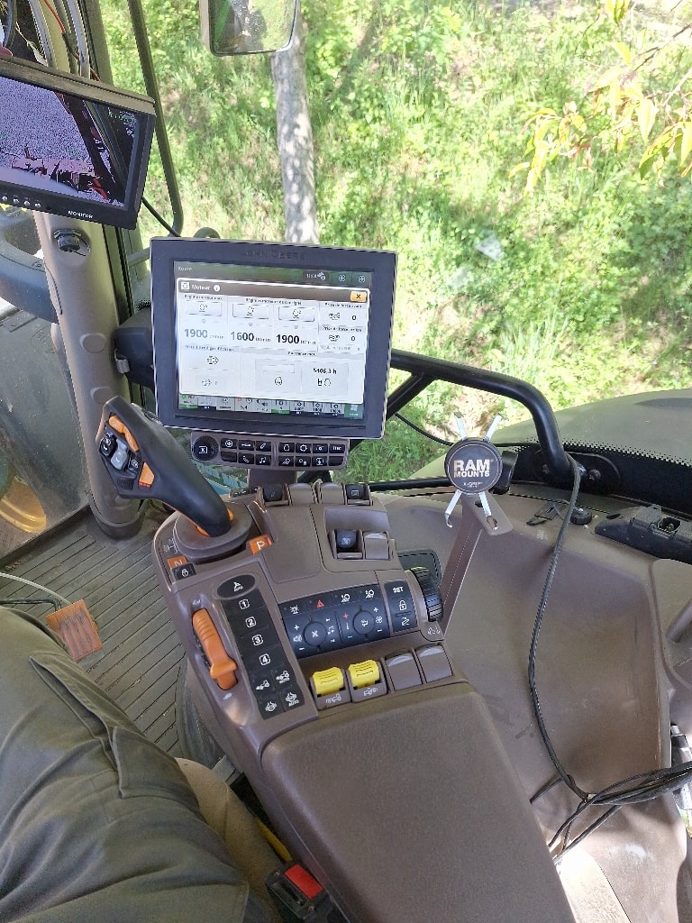 Tracteur JOHN DEERE 6195 R - photo slide 14