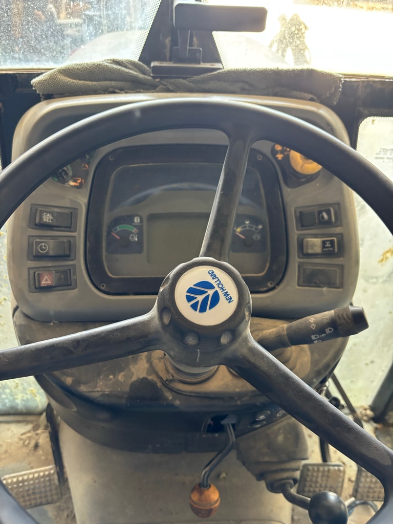 Tracteur fruitier NEW HOLLAND TN75F - photo slide 13