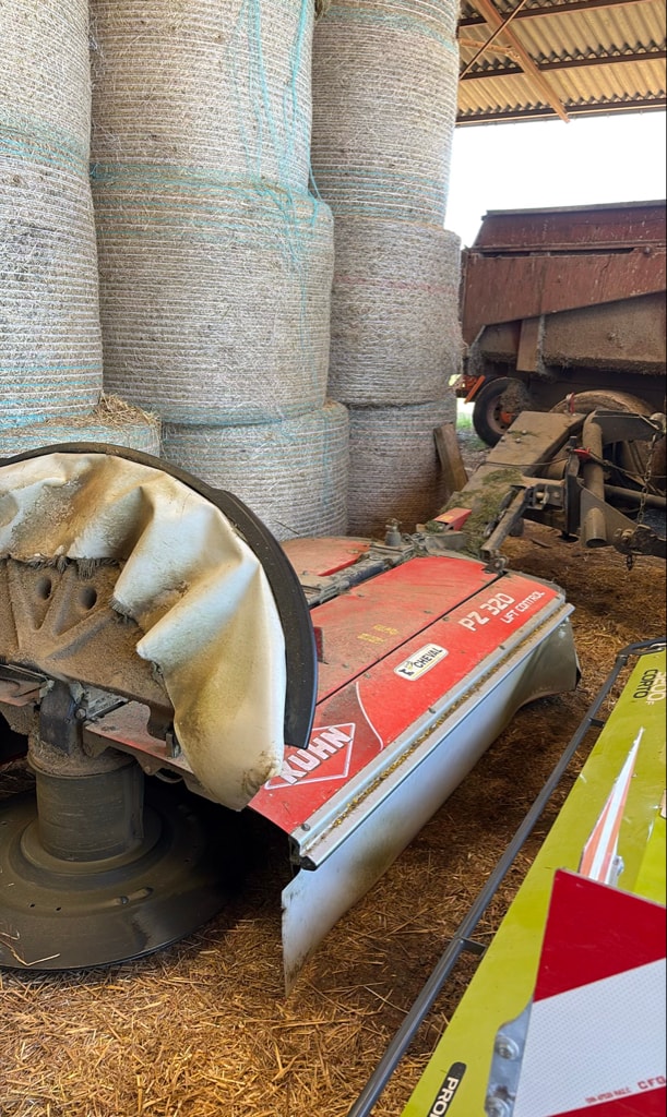 Faucheuse KUHN PZ 320 lift control - photo slide 1