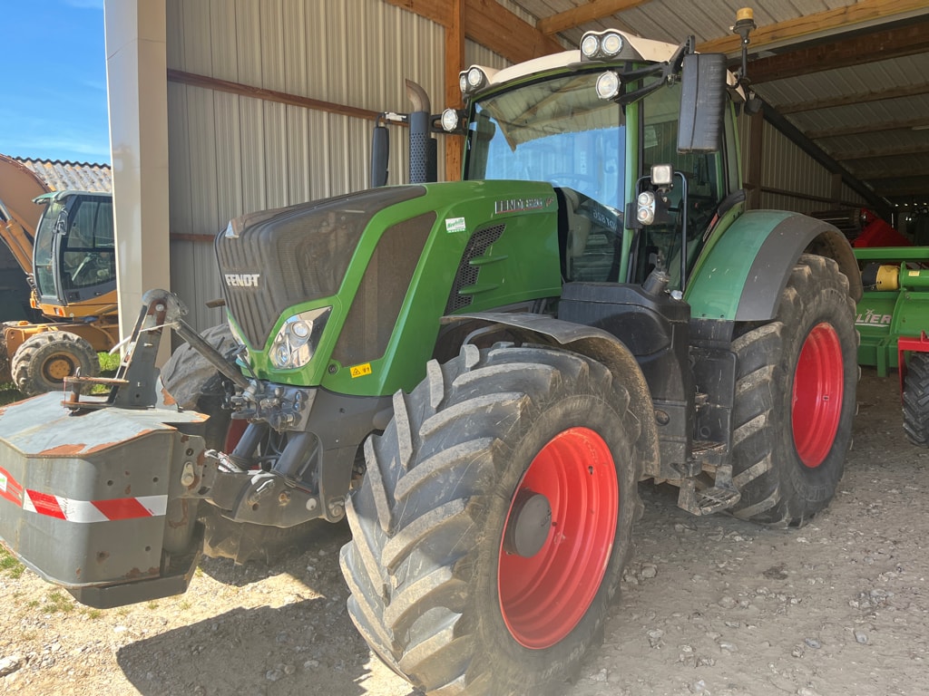 Tracteur FENDT 826 VARIO PROFI + - photo slide 16