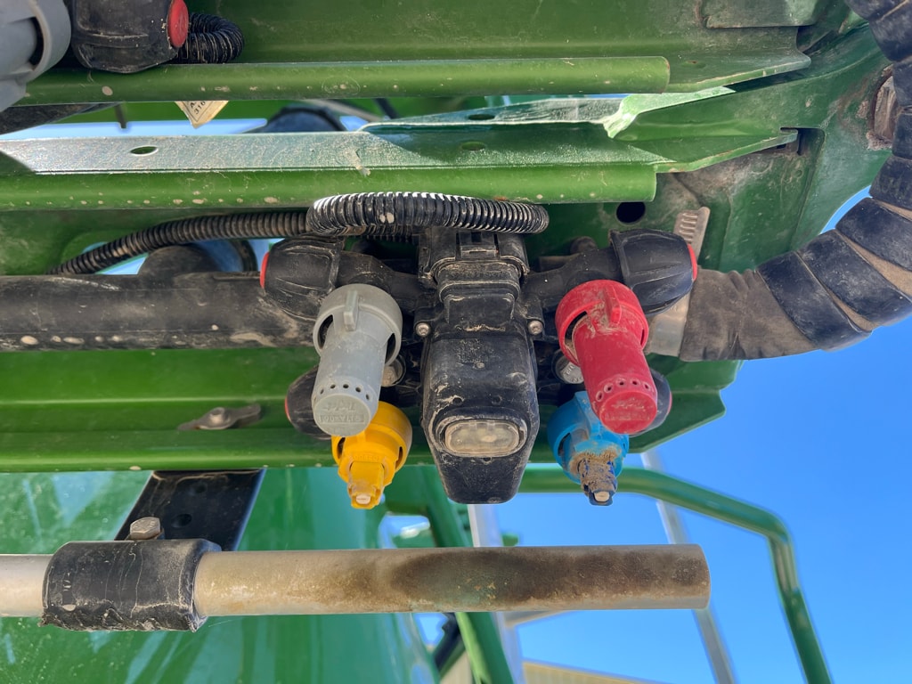 Pulverisateur AMAZONE UX 5201 - photo slide 14