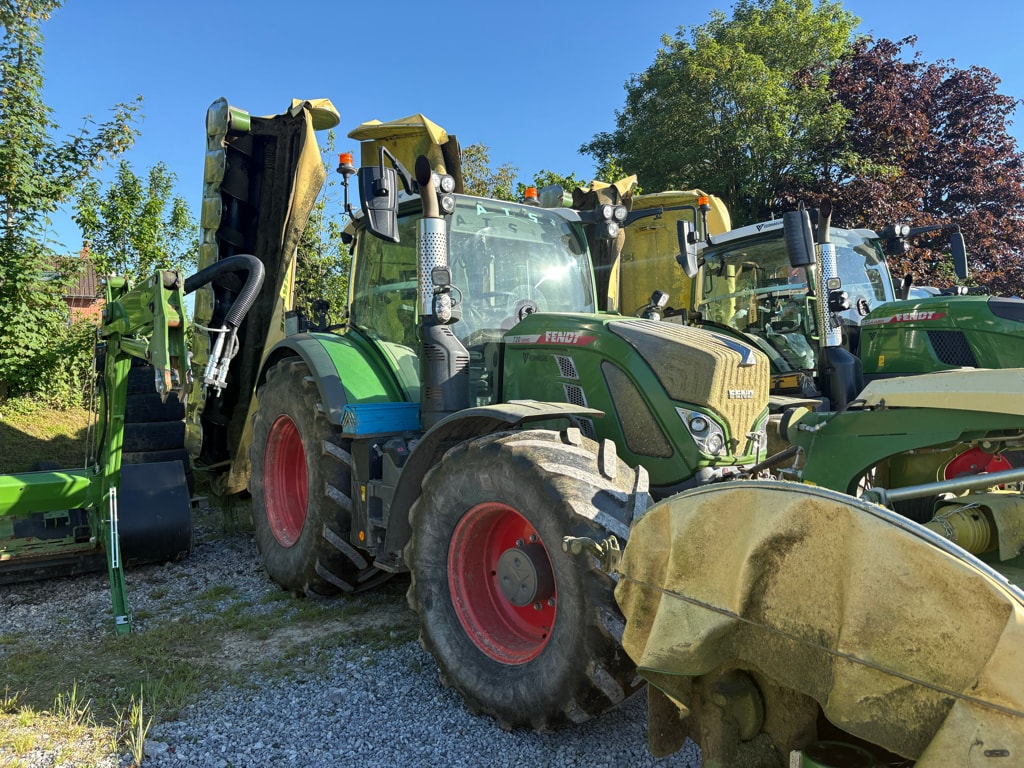 Tracteur FENDT 720 VARIO PROFI + - photo slide 7