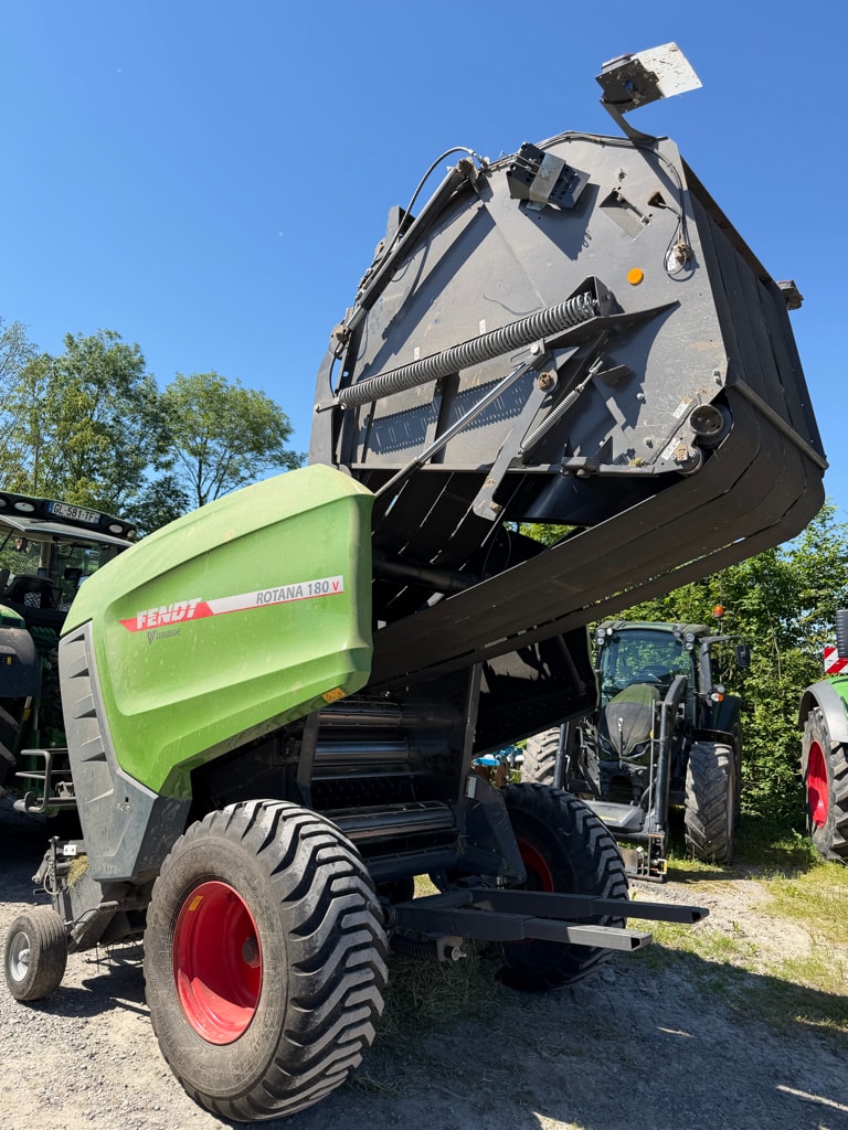 Presse balles rondes FENDT Rotana 180 vxtra  - photo slide 3