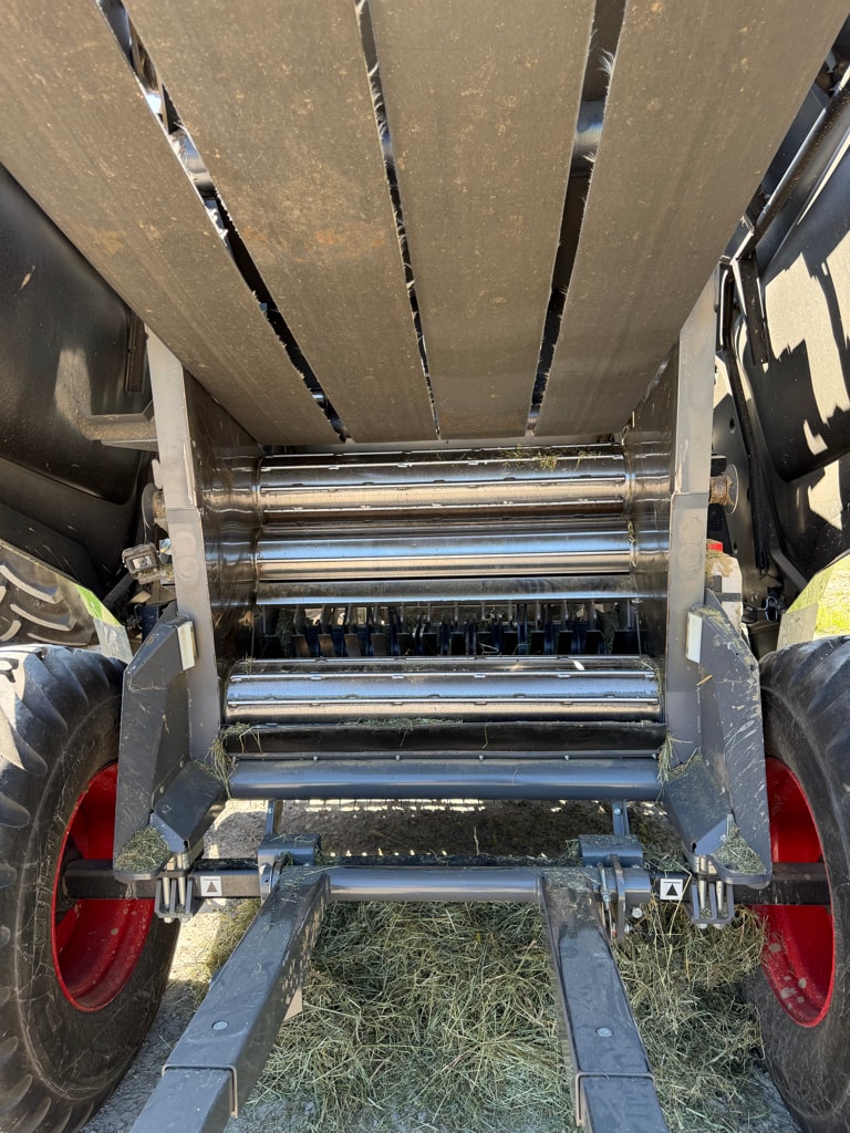 Presse balles rondes FENDT Rotana 180 vxtra  - photo slide 5