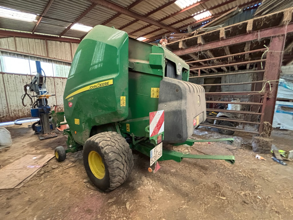 Presse balles rondes JOHN DEERE V451M - photo slide 4