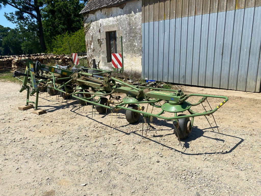 Faneuse KRONE KW 8.82/8 - photo slide 2