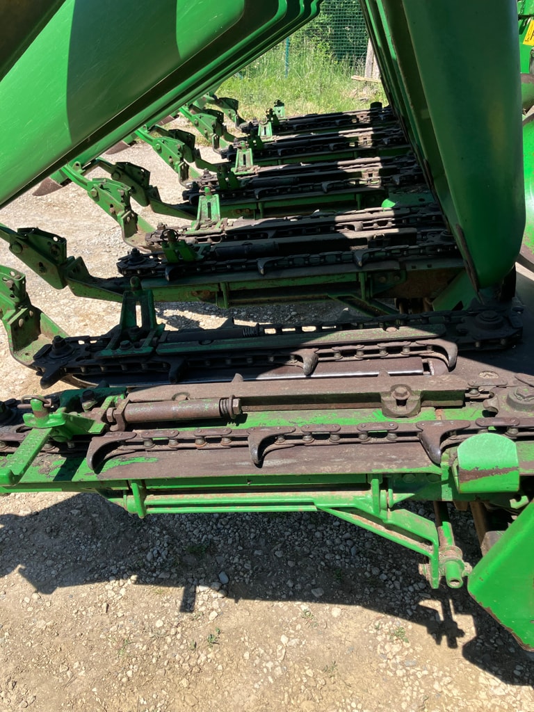 Moissonneuse JOHN DEERE 2264 - photo slide 19