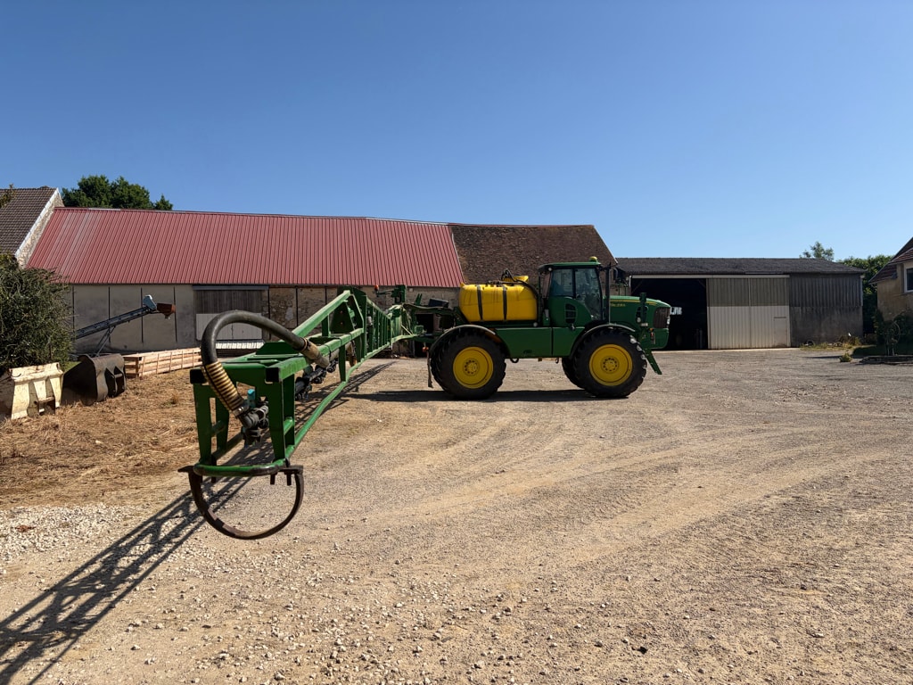 Pulverisateur automoteur JOHN DEERE 5430i - photo slide 16