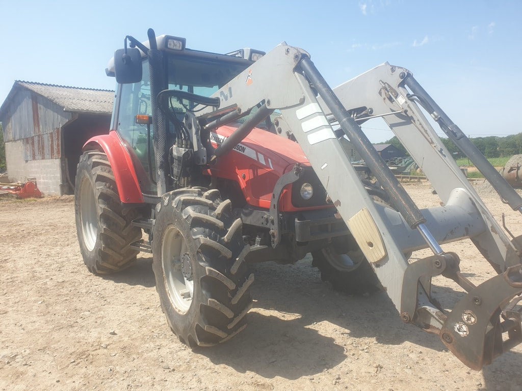 Tracteur MASSEY FERGUSON 5445 - photo slide 1