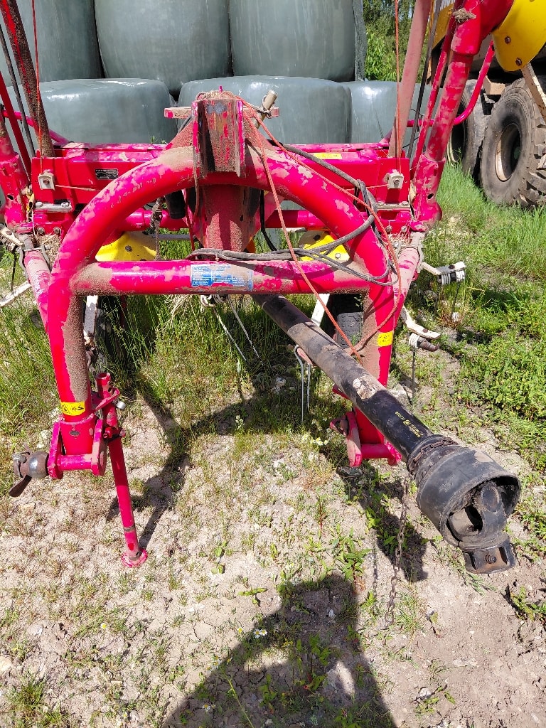 Faneuse POTTINGER 690 nz - photo slide 3