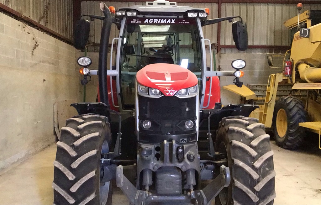 Tracteur MASSEY FERGUSON 6S.155 - photo slide 13