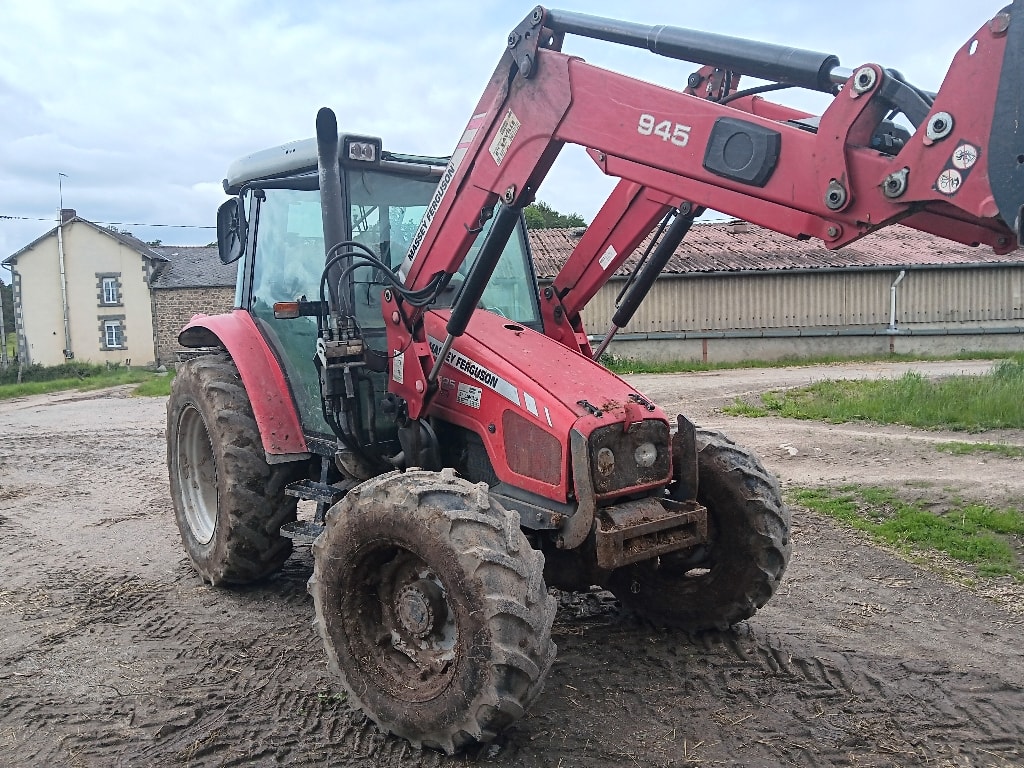 Tracteur chargeur MASSEY FERGUSON 5425 - photo slide 1