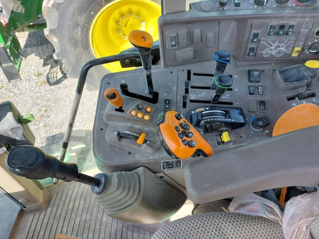 Tracteur JOHN DEERE 6155M - photo slide 9