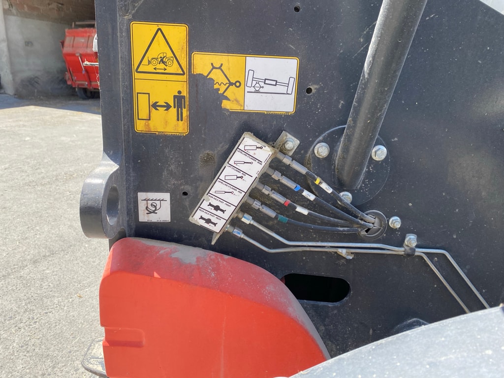 Telescopique BOBCAT TL 38.70 HF AGRI - photo slide 15