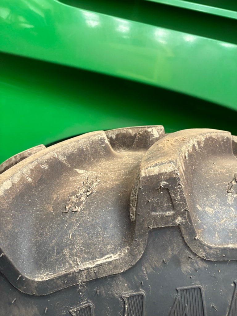 Ensileuse JOHN DEERE 7700 - photo slide 14