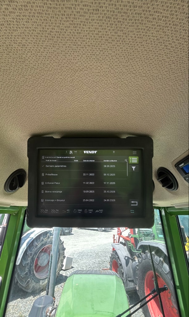 Tracteur FENDT 211V - photo slide 12