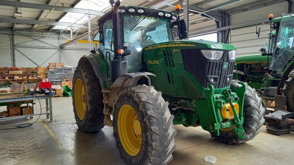 Tracteur JOHN DEERE 6195R - photo slide 3