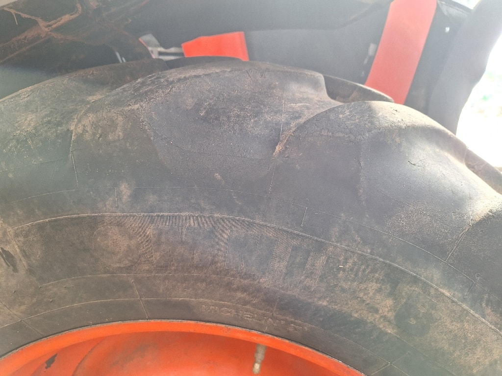 Tracteur KUBOTA M5092 - photo slide 5