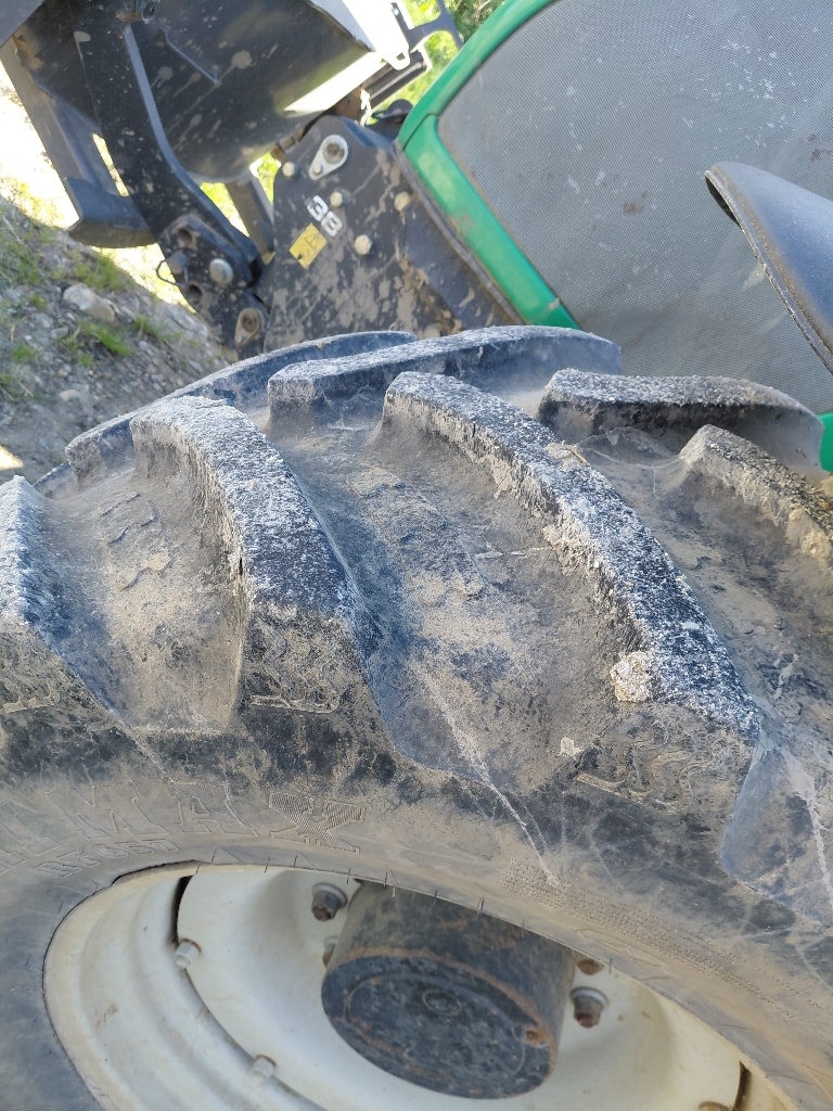 Tracteur VALTRA T 160 - photo slide 6
