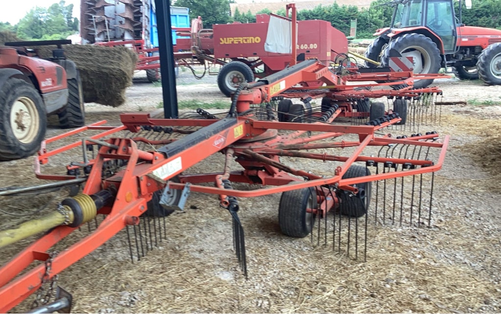 Andaineur KUHN GA7932 - photo slide 1