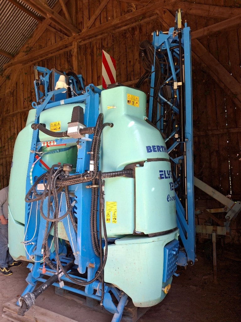 Pulverisateur BERTHOUD Elyte  1200 ec-tronic - photo slide 1