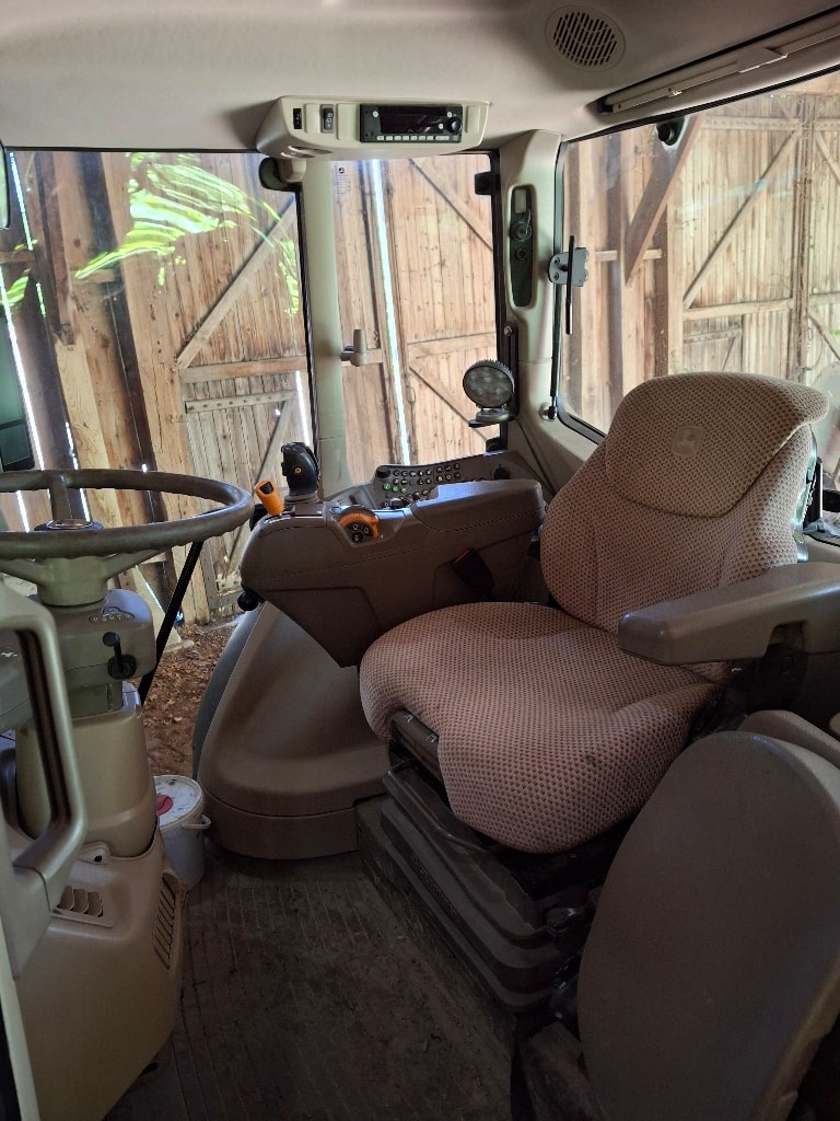 Tracteur JOHN DEERE 6110M - photo slide 7